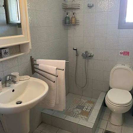 דירה Oak Tree, Sea View Apartment, Karavomylos, Cephalonia קרבומילוס