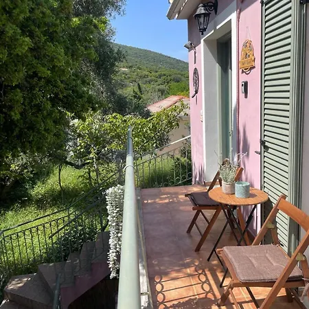 דירה Oak Tree, Sea View Apartment, Karavomylos, Cephalonia *