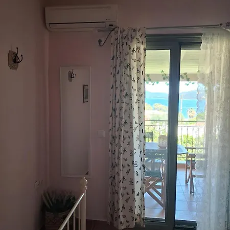 Oak Tree, Sea View Apartment, Karavomylos, Cephalonia קרבומילוס